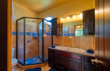 HOTEL PROPERTY WITH EIGHT BEDROOMS IN THE MOUNTAINS, IN TRES RIOS – 5.03 ACRES