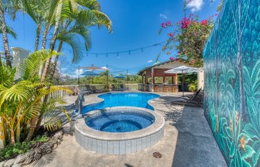 HOTEL PROPERTY WITH EIGHT BEDROOMS IN THE MOUNTAINS, IN TRES RIOS – 5.03 ACRES