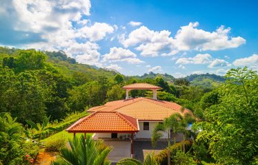 CASA OMA PROPERTY WITH PANORAMIC VIEWS OF THE VALLEY AND OCEAN, IN OJOCHAL – 1.25 ACRES