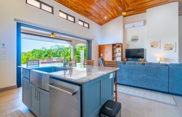 CASA OMA PROPERTY WITH PANORAMIC VIEWS OF THE VALLEY AND OCEAN, IN OJOCHAL – 1.25 ACRES