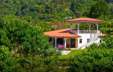 CASA OMA PROPERTY WITH PANORAMIC VIEWS OF THE VALLEY AND OCEAN, IN OJOCHAL – 1.25 ACRES