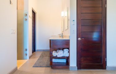 CASA OMA PROPERTY WITH PANORAMIC VIEWS OF THE VALLEY AND OCEAN, IN OJOCHAL – 1.25 ACRES