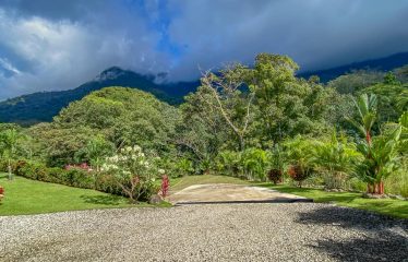 PROPERTY WITH TWO BEDROOMS WITH PANORAMIC VIEWS OF THE MOUNTAINS, IN OJOCHAL – 1.48 ACRES