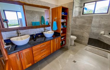 PROPERTY WITH TWO BEDROOMS WITH PANORAMIC VIEWS OF THE MOUNTAINS, IN OJOCHAL – 1.48 ACRES