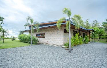 PROPERTY WITH THREE BEDROOM AND PANORAMIC VIEWS OF THE OCEAN, IN OJOCHAL – 0.54 ACRES