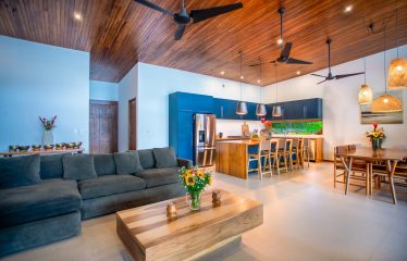 PROPERTY WITH THREE BEDROOM AND PANORAMIC VIEWS OF THE OCEAN, IN OJOCHAL – 0.54 ACRES