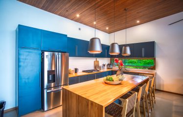 PROPERTY WITH THREE BEDROOM AND PANORAMIC VIEWS OF THE OCEAN, IN OJOCHAL – 0.54 ACRES