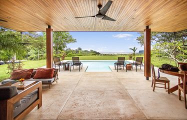 PROPERTY WITH THREE BEDROOM AND PANORAMIC VIEWS OF THE OCEAN, IN OJOCHAL – 0.54 ACRES