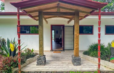 MOUNTAIN PROPERTY WITH A GUEST HOUSE WITH BEAUTIFUL VIEWS OF THE NATURE, IN BARU – 3.53 ACRES