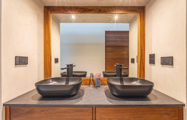 CASA KOULES – LUXURY OCEAN VIEW HOME IN COSTA VERDE ESTATES