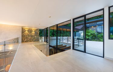 CASA KOULES – LUXURY OCEAN VIEW HOME IN COSTA VERDE ESTATES