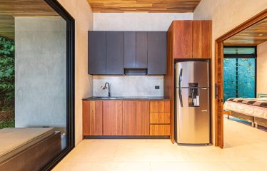 CASA KOULES – LUXURY OCEAN VIEW HOME IN COSTA VERDE ESTATES