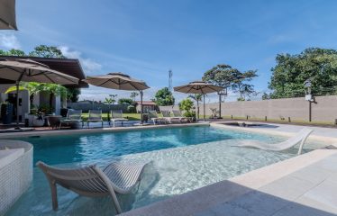 LUXURY PROPERTY WITH SIX BEDROOM, IN PALMARES PEREZ ZELEDON – 0.68 ACRES