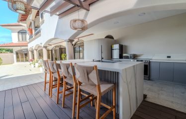 LUXURY PROPERTY WITH SIX BEDROOM, IN PALMARES PEREZ ZELEDON – 0.68 ACRES