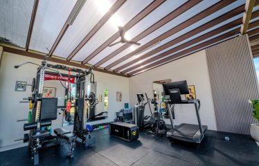 LUXURY PROPERTY WITH SIX BEDROOM, IN PALMARES PEREZ ZELEDON – 0.68 ACRES