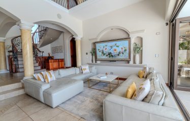 LUXURY PROPERTY WITH SIX BEDROOM, IN PALMARES PEREZ ZELEDON – 0.68 ACRES