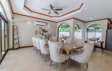 LUXURY PROPERTY WITH SIX BEDROOM, IN PALMARES PEREZ ZELEDON – 0.68 ACRES