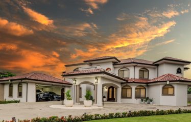 LUXURY PROPERTY WITH SIX BEDROOM, IN PALMARES PEREZ ZELEDON – 0.68 ACRES