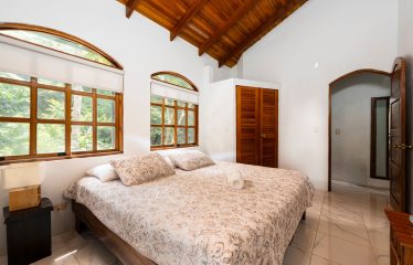 CASA PURA VIDA – MANUEL ANTONIO 3 BEDROOM HOME