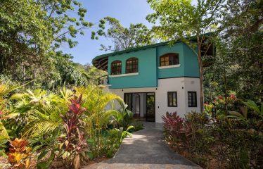 JUNGLE CREEK VILLAS AND CASA PURA VIDA – MANUEL ANTONIO