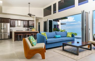 VILLA LUNA PROPERTY WITH THREE BEDROOMS AND SUNSET VIEWS, IN ESCALERAS – 0.66 ACRES