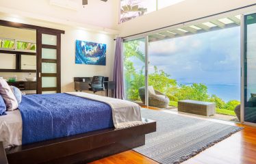 VILLA LUNA PROPERTY WITH THREE BEDROOMS AND SUNSET VIEWS, IN ESCALERAS – 0.66 ACRES