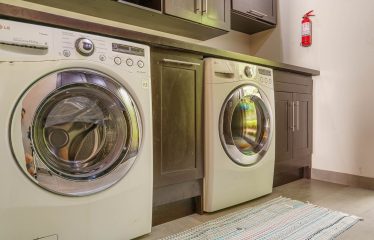 VILLA LUNA PROPERTY WITH THREE BEDROOMS AND SUNSET VIEWS, IN ESCALERAS – 0.66 ACRES