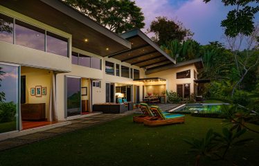 VILLA LUNA PROPERTY WITH THREE BEDROOMS AND SUNSET VIEWS, IN ESCALERAS – 0.66 ACRES