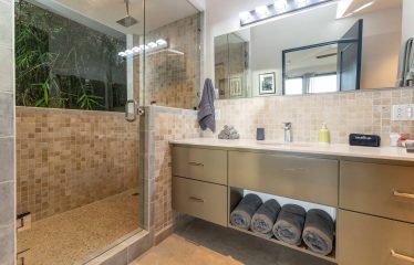 VILLA CIELO AZUL LUXURY PROPERTY WITH SIX BEDROOMS AND OCEAN VIEWS, IN JARDINES DEL MORETE UVITA – 0.55 ACRES