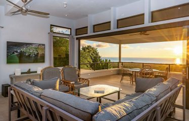 VILLA CIELO AZUL LUXURY PROPERTY WITH SIX BEDROOMS AND OCEAN VIEWS, IN JARDINES DEL MORETE UVITA – 0.55 ACRES