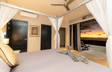 VILLA CIELO AZUL LUXURY PROPERTY WITH SIX BEDROOMS AND OCEAN VIEWS, IN JARDINES DEL MORETE UVITA – 0.55 ACRES