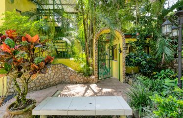 JUNGLE CREEK VILLAS AND CASA PURA VIDA – MANUEL ANTONIO