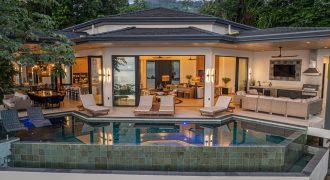 MAJESTY LUXURY PROPERTY WITH FIVE BEDROOM, IN ESCALERAS – 5.5 ACRES