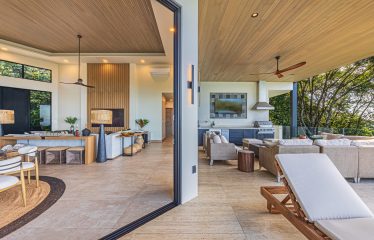 MAJESTY LUXURY PROPERTY WITH FIVE BEDROOM, IN ESCALERAS – 5.5 ACRES