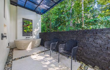 MAJESTY LUXURY PROPERTY WITH FIVE BEDROOM, IN ESCALERAS – 5.5 ACRES