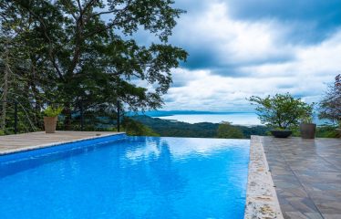 OCEAN VIEW HOME WITH TREE HOUSE VIBES