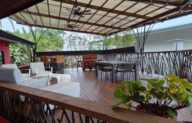 VILLA JARDIN PROPERTY WITH FIVE BEDROOM AND OCEAN VIEWS, IN MANUEL ANTONIO – 0.24 ACRES