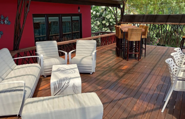 VILLA JARDIN PROPERTY WITH FIVE BEDROOM AND OCEAN VIEWS, IN MANUEL ANTONIO – 0.24 ACRES