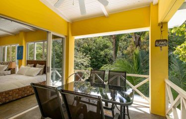 CASA AMABLE PROPERTY WITH THREE BEDROOM, IN MANUEL ANTONIO – 0.27 ACRES