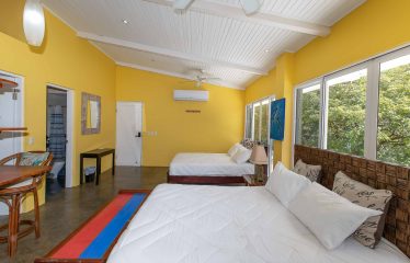 CASA AMABLE PROPERTY WITH THREE BEDROOM, IN MANUEL ANTONIO – 0.27 ACRES