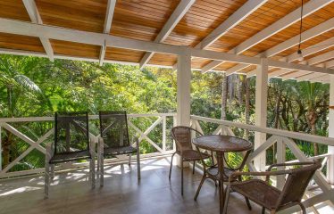 CASA AMABLE PROPERTY WITH THREE BEDROOM, IN MANUEL ANTONIO – 0.27 ACRES