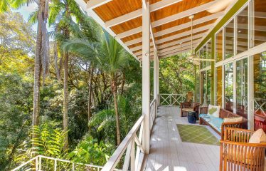 CASA AMABLE PROPERTY WITH THREE BEDROOM, IN MANUEL ANTONIO – 0.27 ACRES