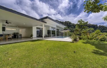 MOUNTAIN PROPERTY WITH THREE BEDROOMS, IN PORTALON – 3.79 ACRES