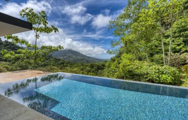 MOUNTAIN PROPERTY WITH THREE BEDROOMS, IN PORTALON – 3.79 ACRES