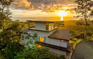 PROPERTY WITH FOUR BEDROOM AND SUNSET VIEWS SURROUNDED IN OF THE NATURE, IN HATILLO – 1.42 ACRES