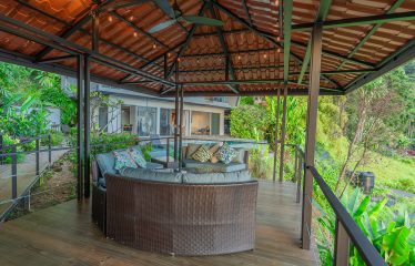 PROPERTY WITH THREE BEDROOM WITH BALCONY AND PANORAMIC VIEWS OF THE OCEAN AND SUNRISE, IN DOMINICAL AYACUCHO – 0.3 ACRES