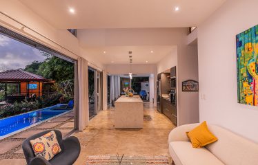 PROPERTY WITH THREE BEDROOM WITH BALCONY AND PANORAMIC VIEWS OF THE OCEAN AND SUNRISE, IN DOMINICAL AYACUCHO – 0.3 ACRES