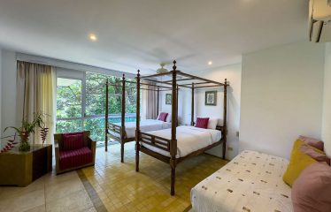 CASA FANTASTICA PROPERTY WITH TEN BEDROOMS AND OCEAN VIEWS, IN MANUEL ANTONIO – 1.3 ACRES