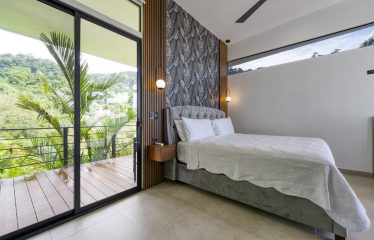 MOUNTAIN PROPERTY WITH THREE BEDROOMS, IN PORTALON – 3.79 ACRES