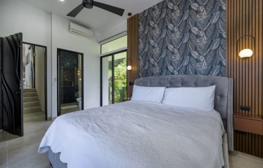 MOUNTAIN PROPERTY WITH THREE BEDROOMS, IN PORTALON – 3.79 ACRES